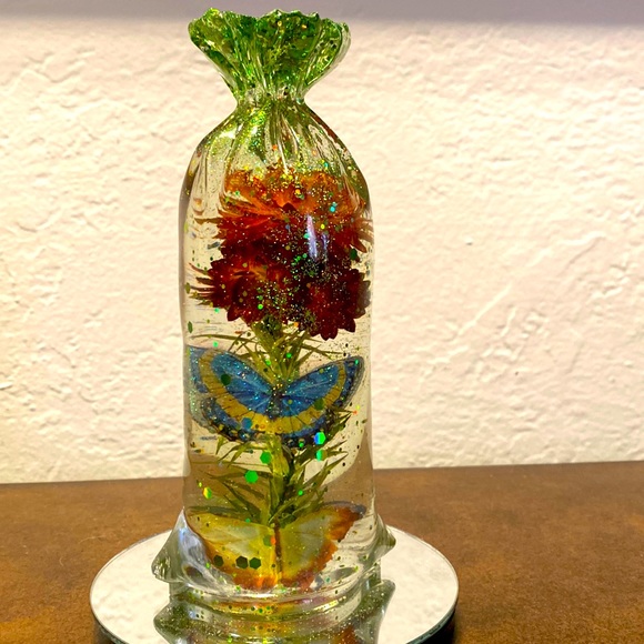 Lucky / Water Bag - Handmade with Resin - Picture 3 of 8